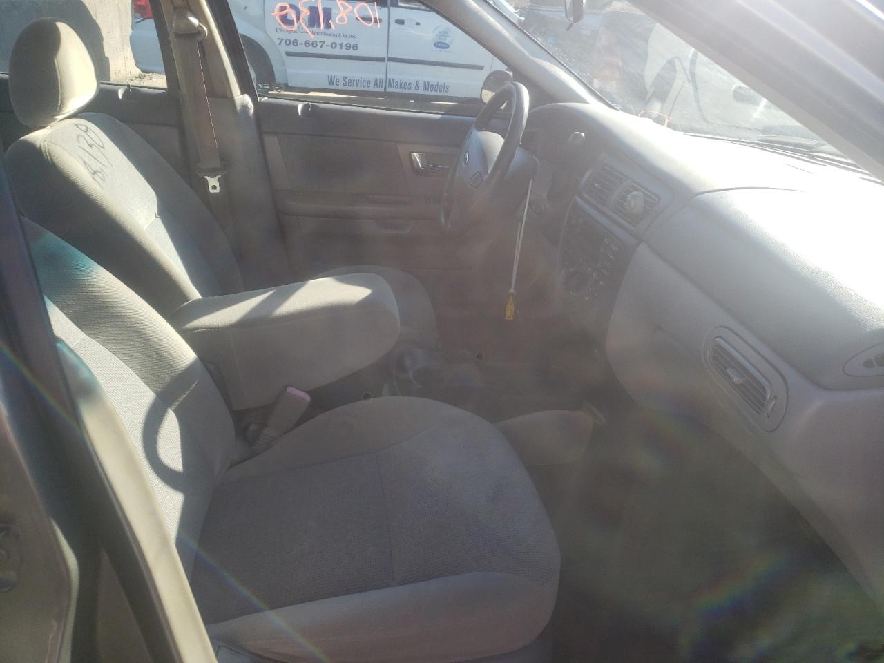 Photo 5 from auction – 2002 FORD TAURUS SE with VIN 1FAFP53U82A211743