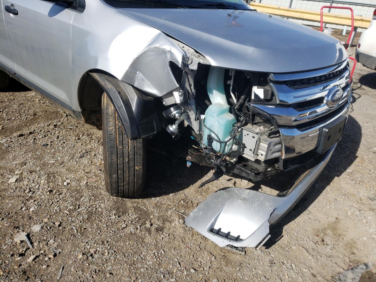 Photo 9 from auction – 2011 FORD EDGE SE with VIN 2FMDK3GC8BBB64946