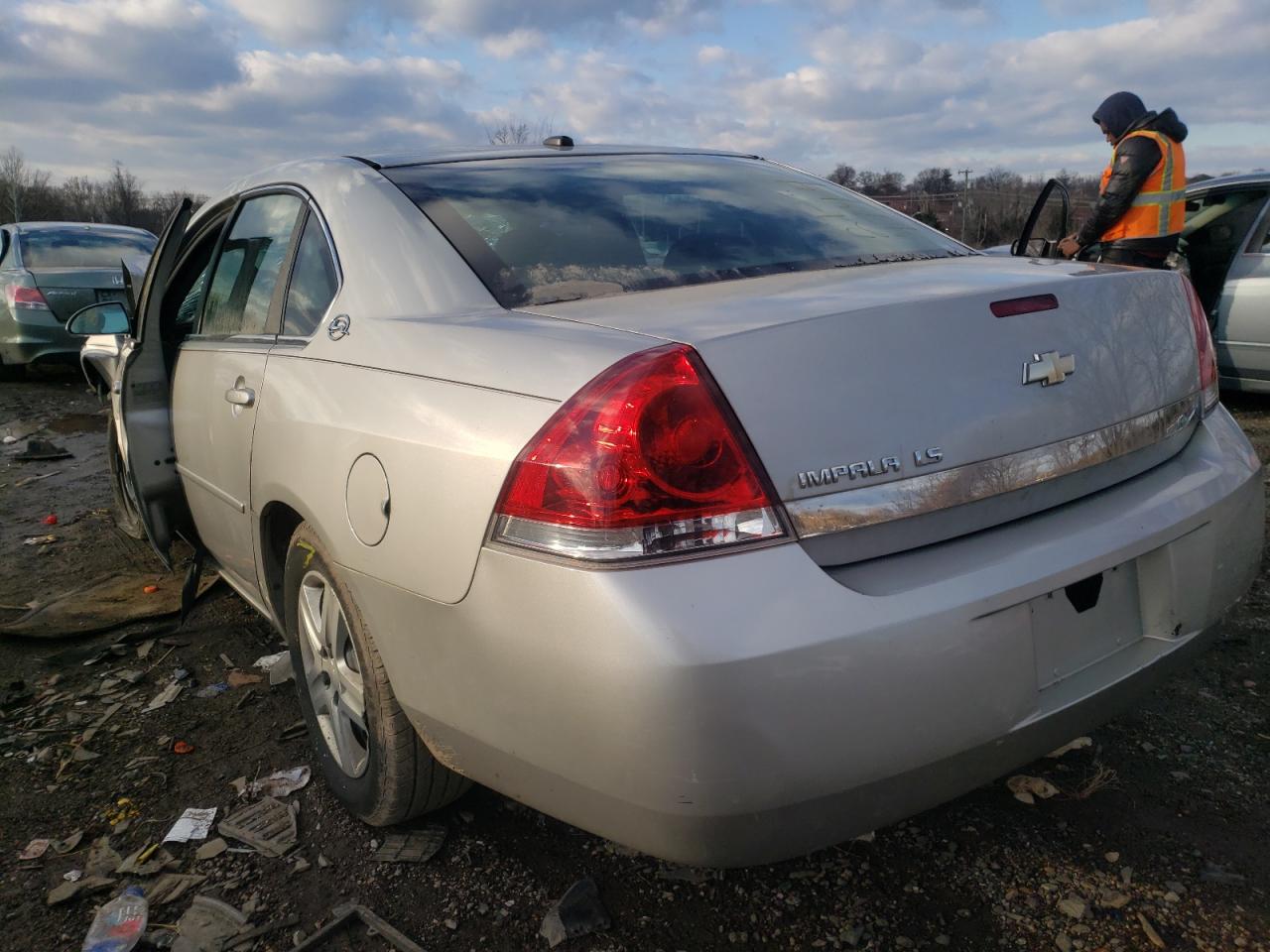 Photo 3 from auction – 2008 CHEVROLET IMPALA LS with VIN 2G1WB58N981340418