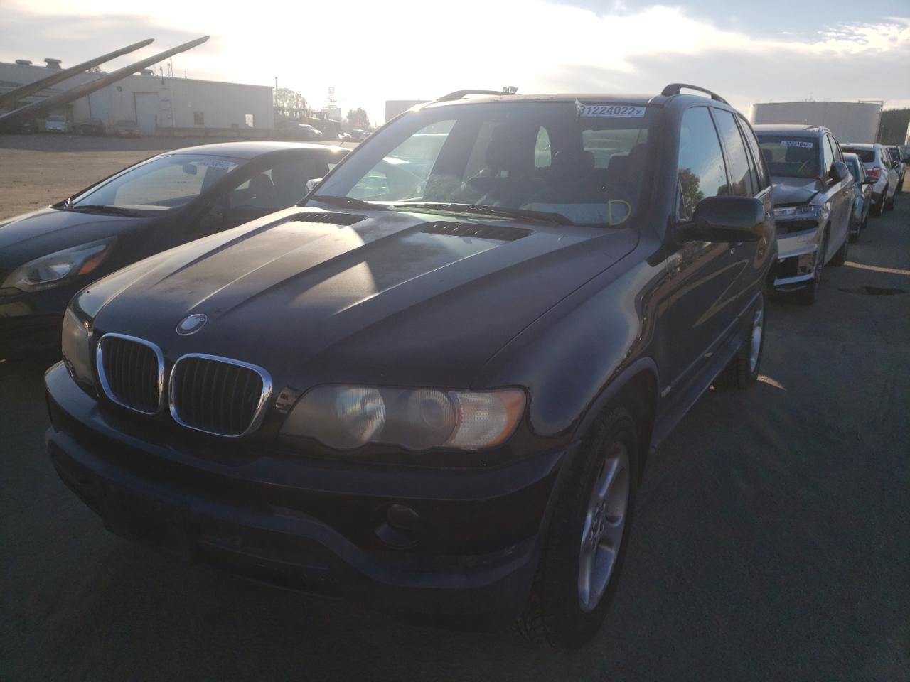 Photo 2 from auction – 2001 BMW X5 with VIN WBAFA53521LM79854
