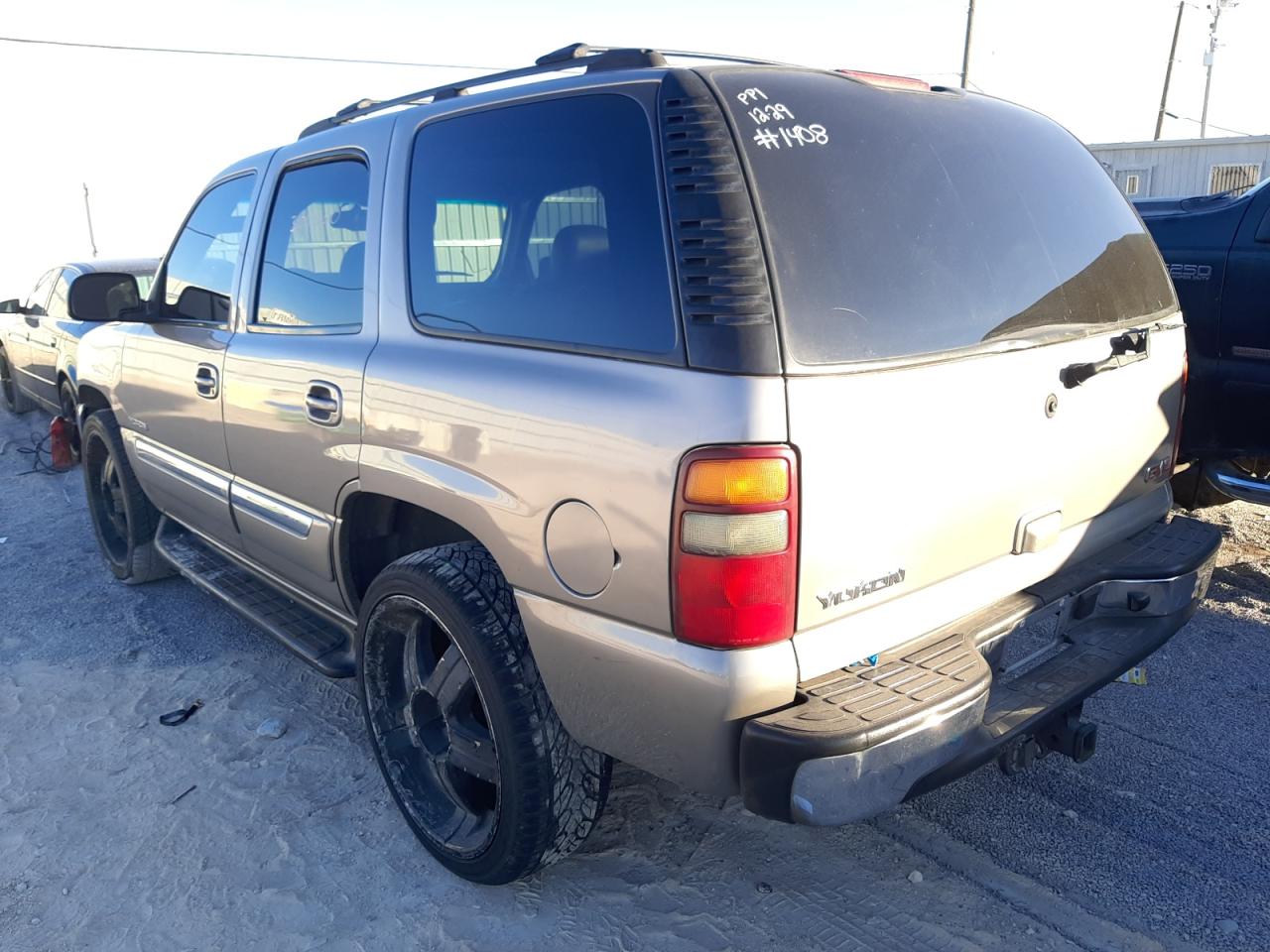 Photo 3 from auction – 2003 GMC YUKON with VIN 1GKEC13T93J284935