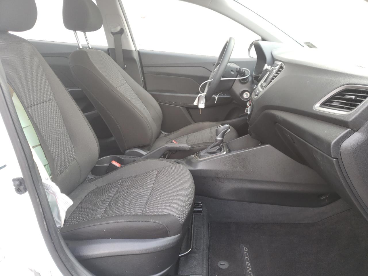 Photo 5 from auction – 2020 HYUNDAI ACCENT SE with VIN 3KPC24A67LE114025