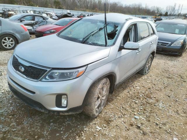 Photo 2 from auction – 2015 KIA SORENTO LX with VIN 5XYKT3A64FG551605