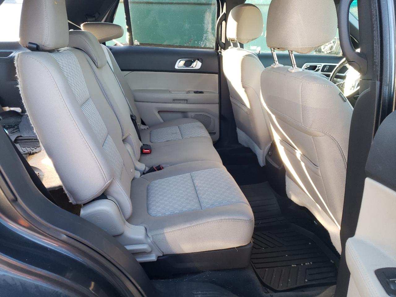 Photo 6 from auction – 2015 FORD EXPLORER X with VIN 1FM5K8D88FGB52652