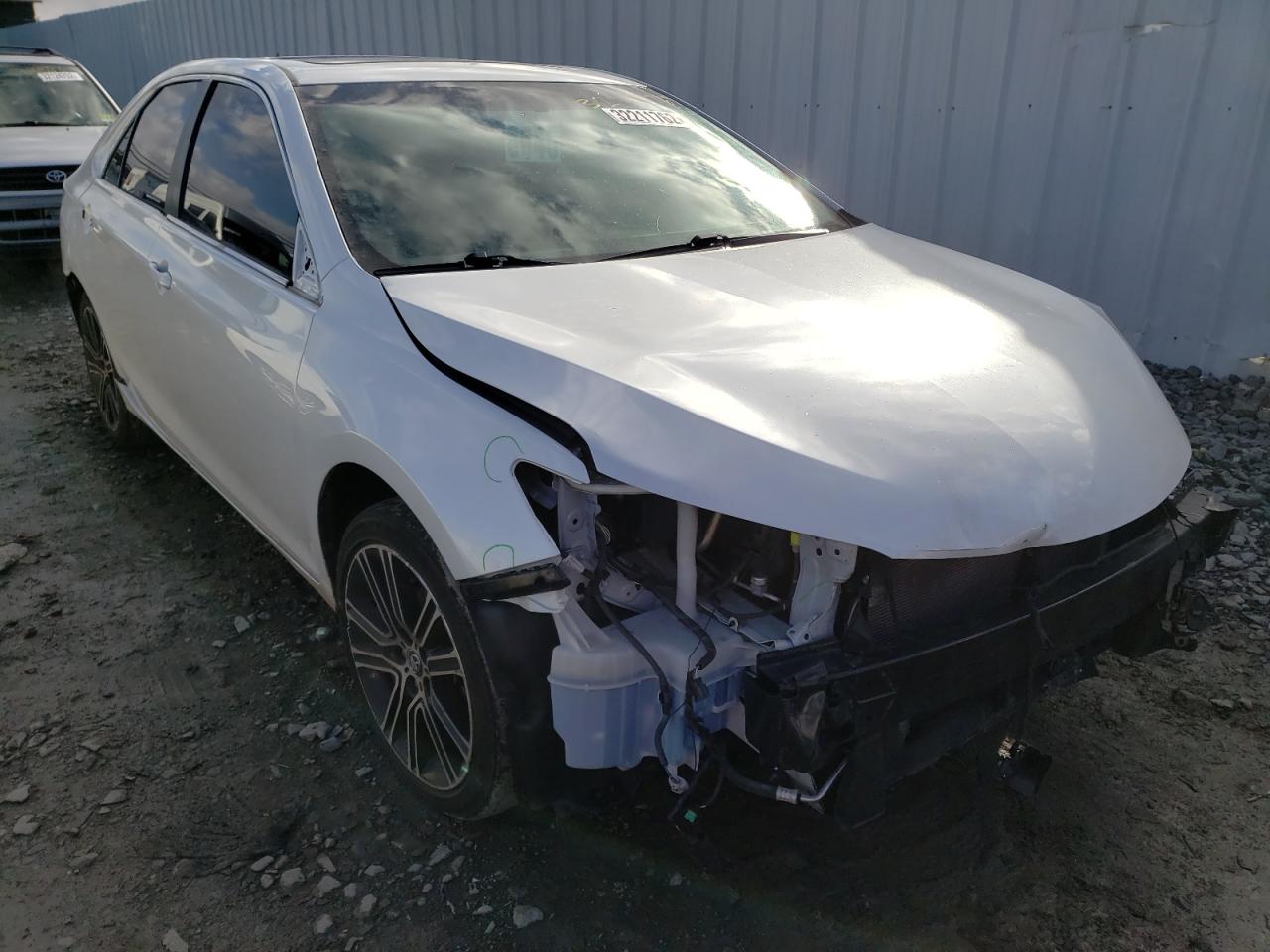 Photo 1 from auction – 2016 TOYOTA CAMRY LE with VIN 4T1BF1FK8GU179750