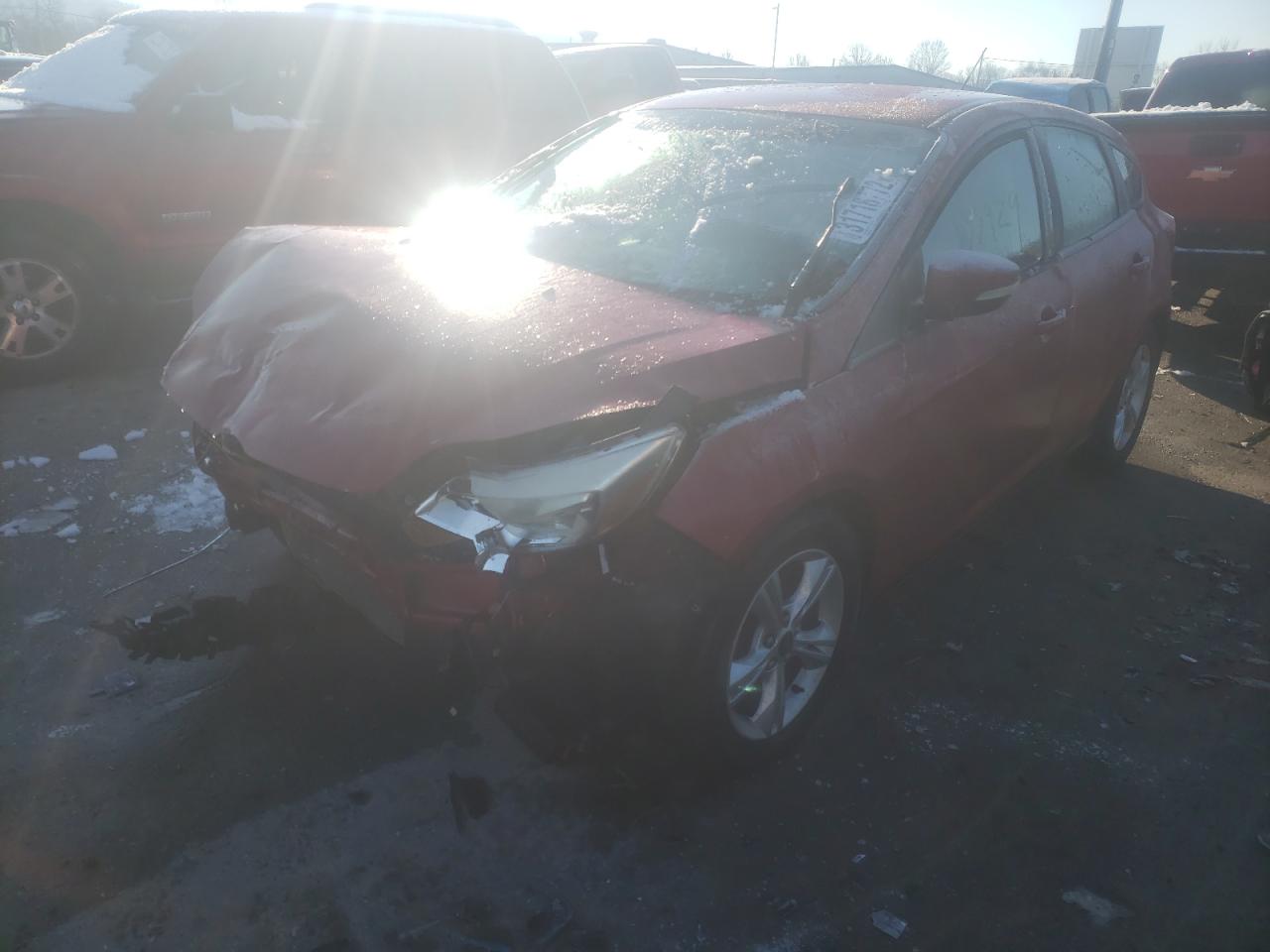 Photo 2 from auction – 2012 FORD FOCUS SE with VIN 1FAHP3K2XCL303889