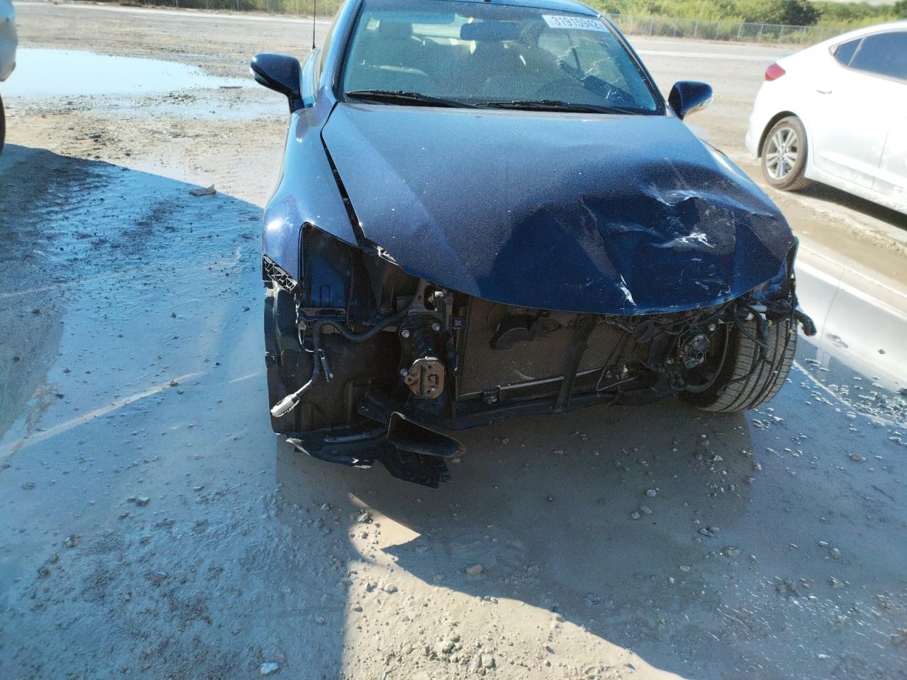 Photo 9 from auction – 2014 LEXUS IS 350 with VIN JTHFE2C29E2510460