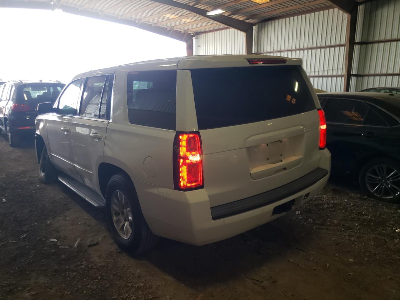 Photo 3 from auction – 2016 CHEVROLET TAHOE POLI with VIN 1GNLCDKC7GR381071