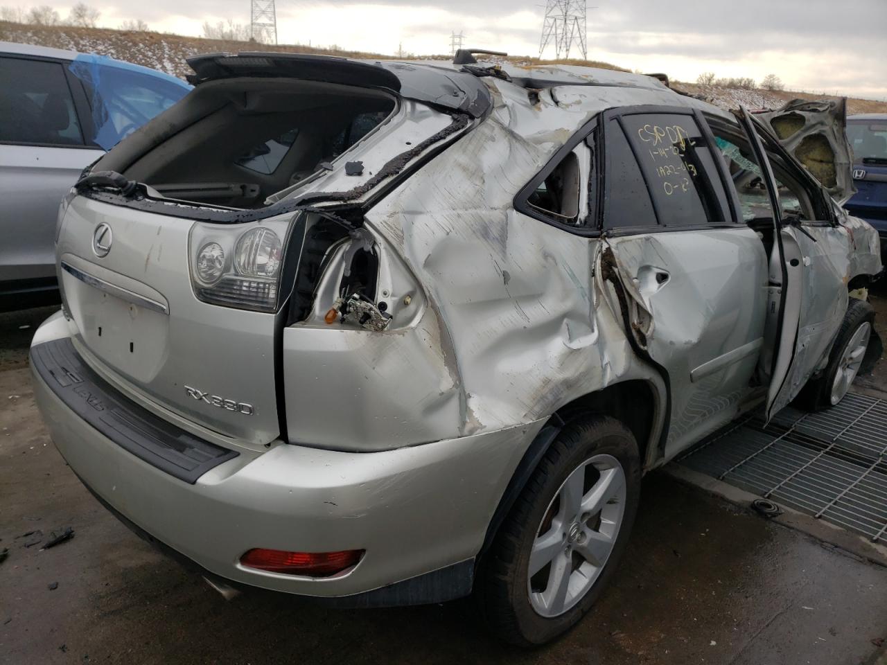 Photo 4 from auction – 2004 LEXUS RX 330 with VIN JTJHA31U640042050