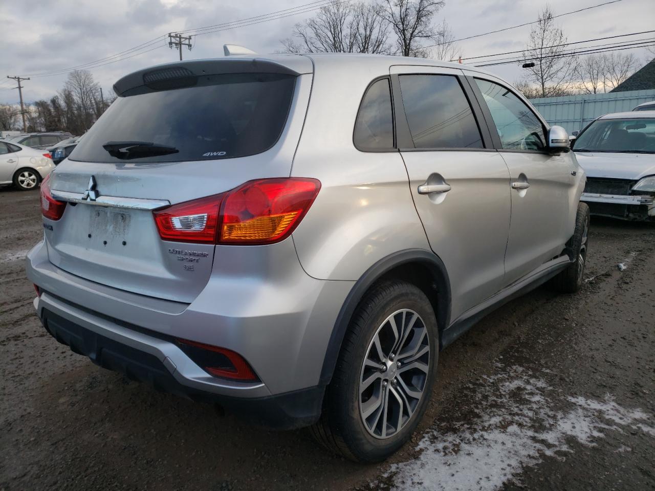 Photo 4 from auction – 2018 MITSUBISHI OUTLANDER with VIN JA4AR3AW6JU012950
