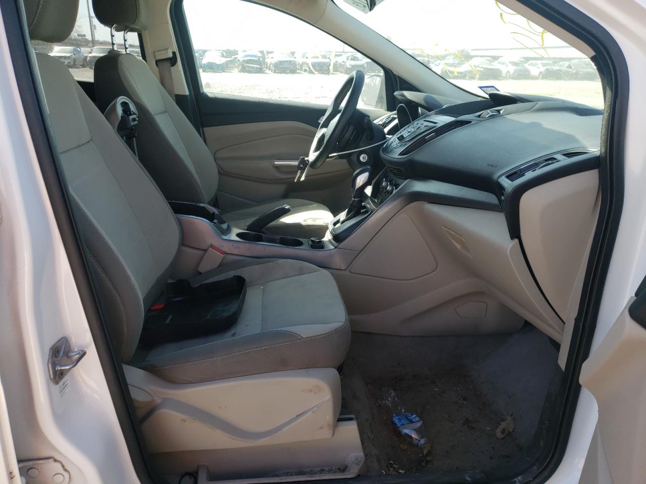 Photo 5 from auction – 2014 FORD ESCAPE SE with VIN 1FMCU0GX4EUA61352