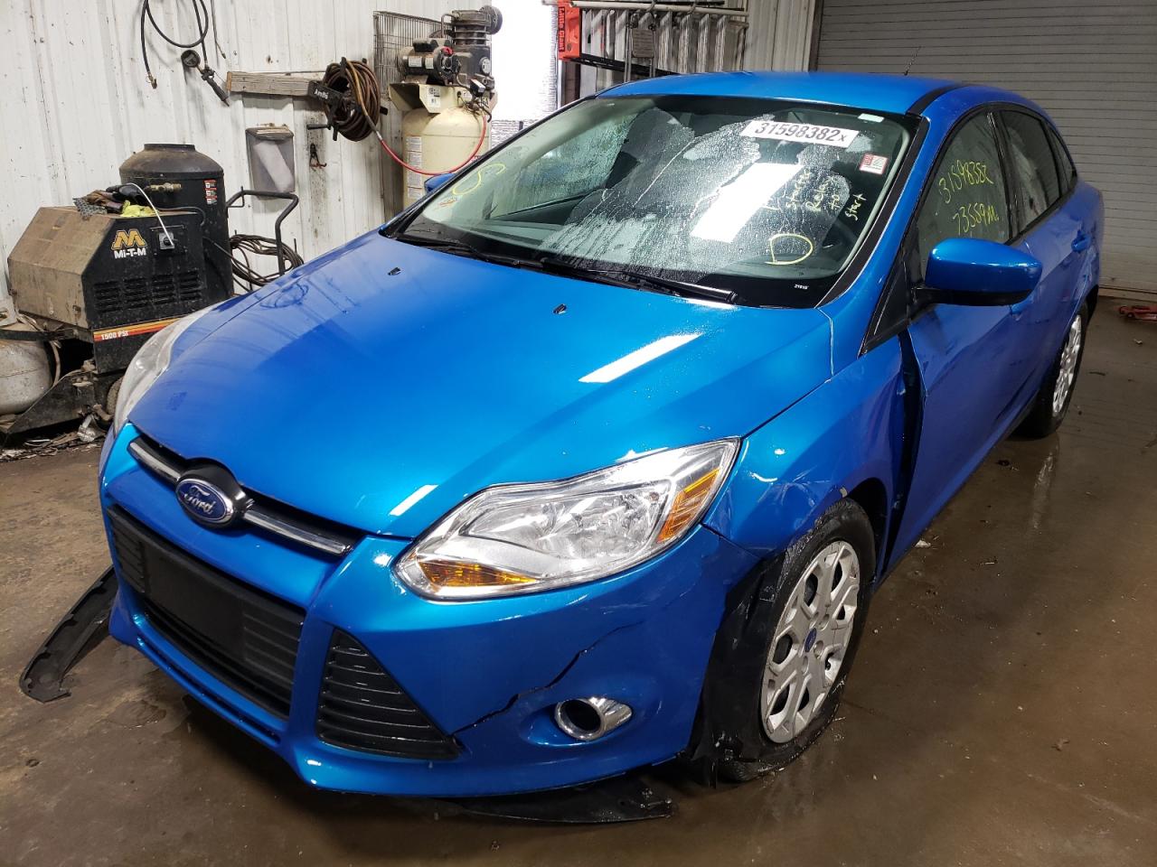 Photo 2 from auction – 2012 FORD FOCUS SE with VIN 1FAHP3F23CL244551