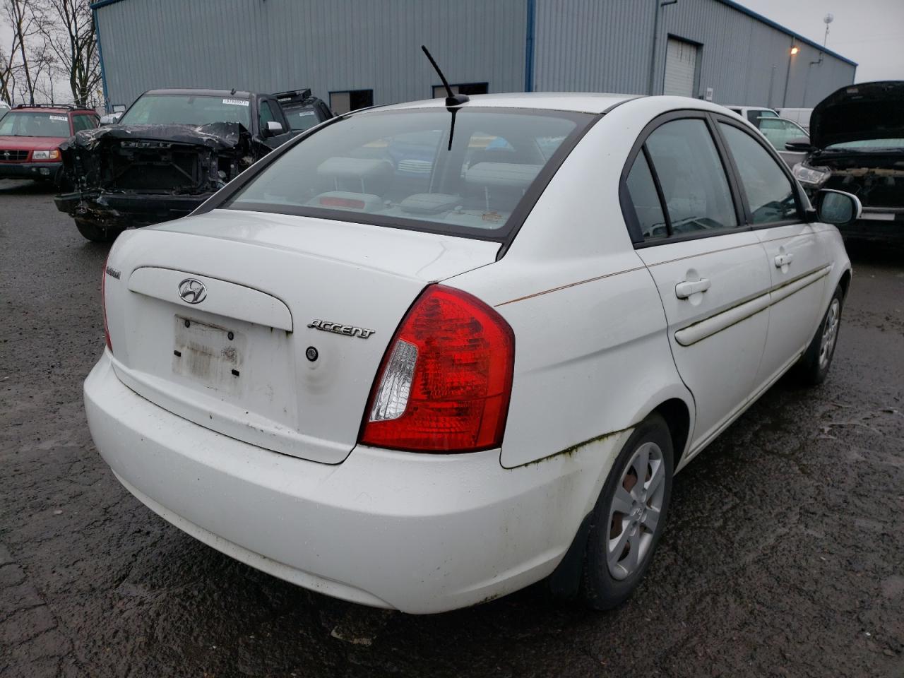 Photo 4 from auction – 2011 HYUNDAI ACCENT GLS with VIN KMHCN4AC4BU620310