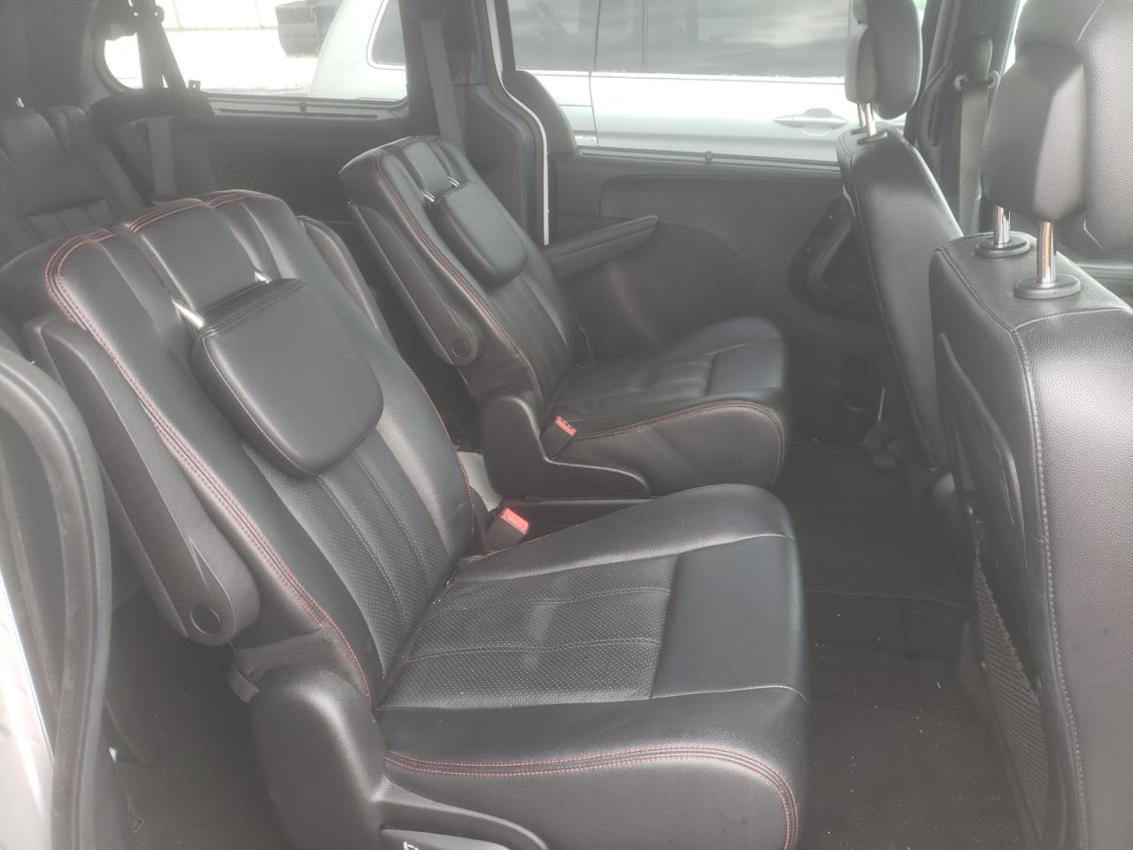 Photo 6 from auction – 2017 DODGE GRAND CARA with VIN 2C4RDGEGXHR619474