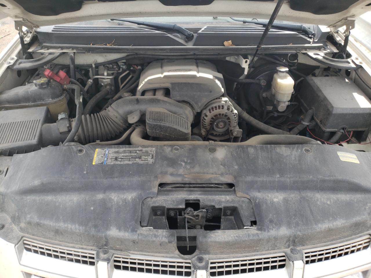 Фото 7 с аукциона – 2011 CADILLAC ESCALADE L с VIN 1GYS4BEF8BR102631