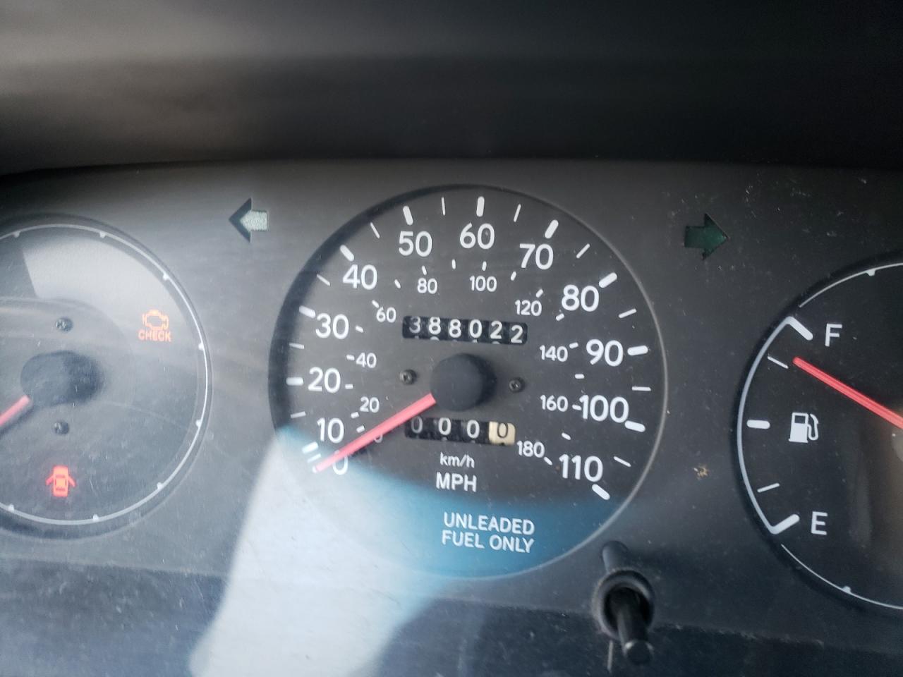 Photo 8 from auction – 1997 TOYOTA COROLLA DX with VIN 2T1BB02E8VC201346