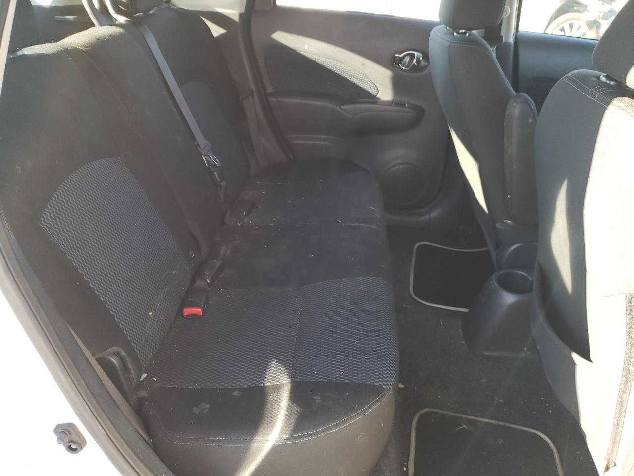 Photo 6 from auction – 2017 NISSAN VERSA NOTE with VIN 3N1CE2CP0HL375875