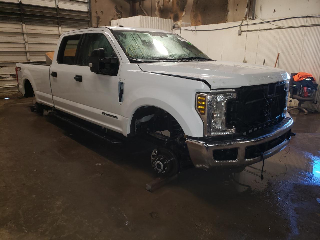 FORD F350 SUPER 2018 with VIN 1FT8W3BT8JEB10034 - Photo from auction
