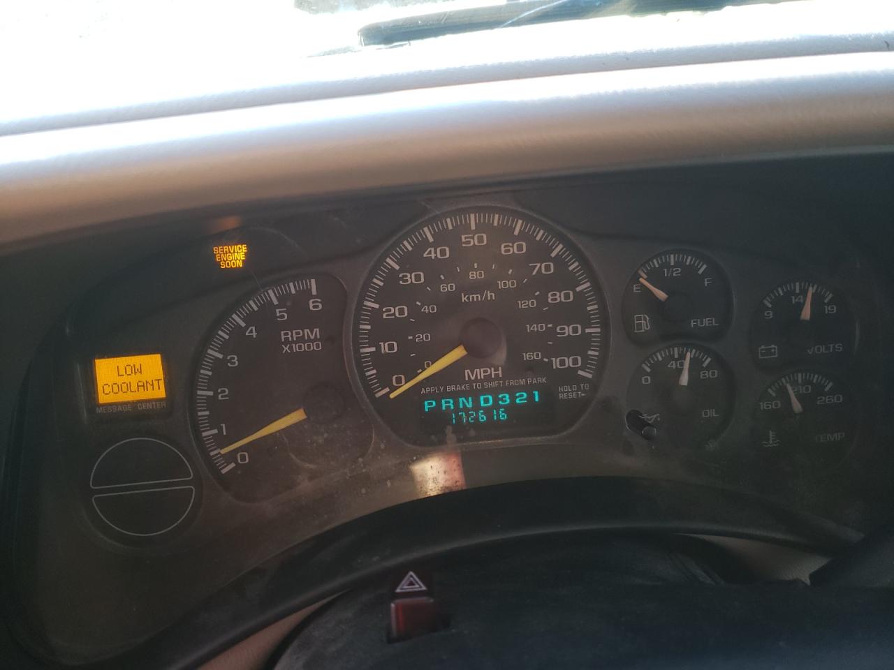 Photo 8 from auction – 2001 CHEVROLET SILVERADO with VIN 2GCEC19T111104907