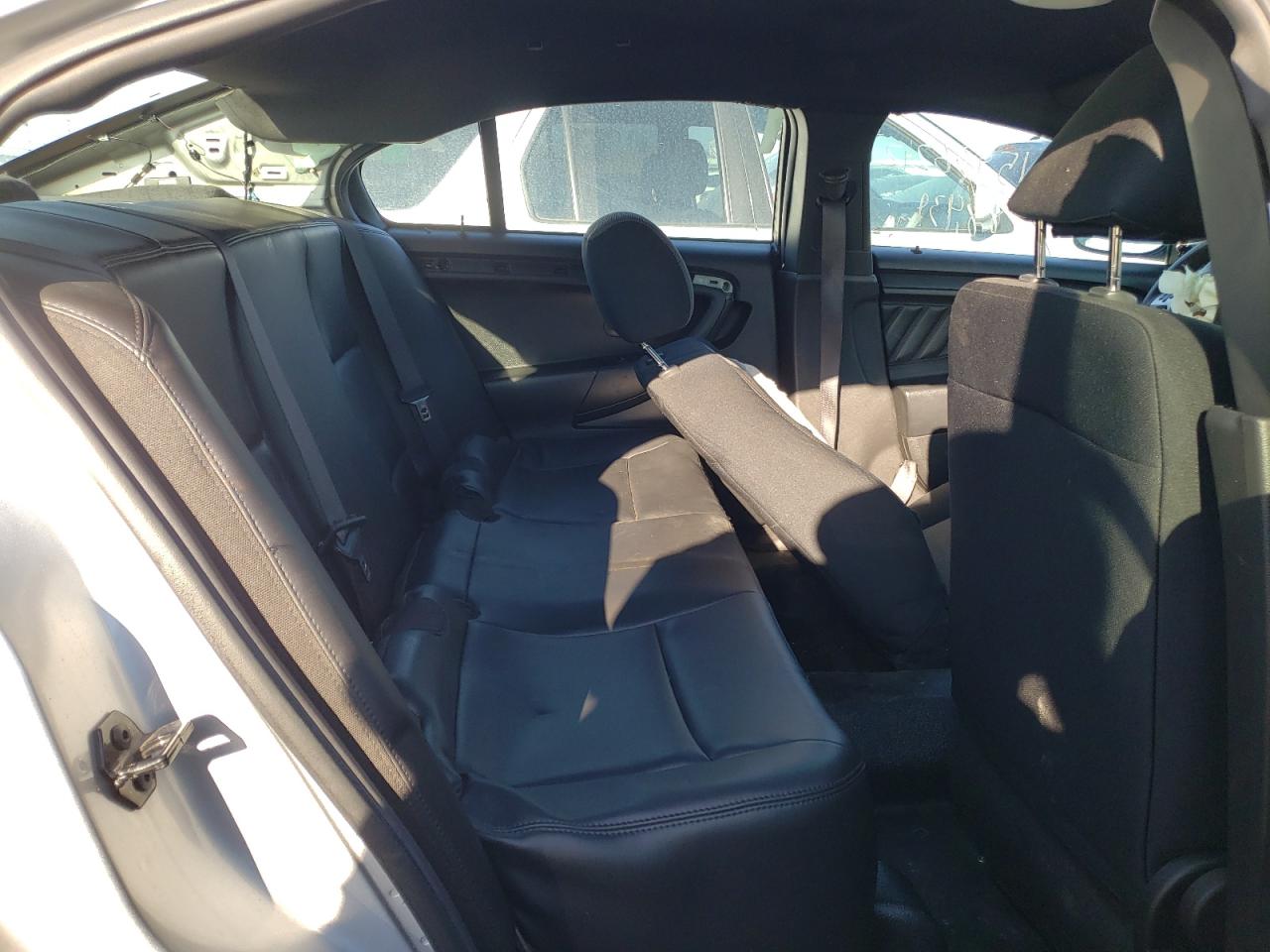 Photo 6 from auction – 2013 FORD TAURUS SEL with VIN 1FAHP2M86DG134542
