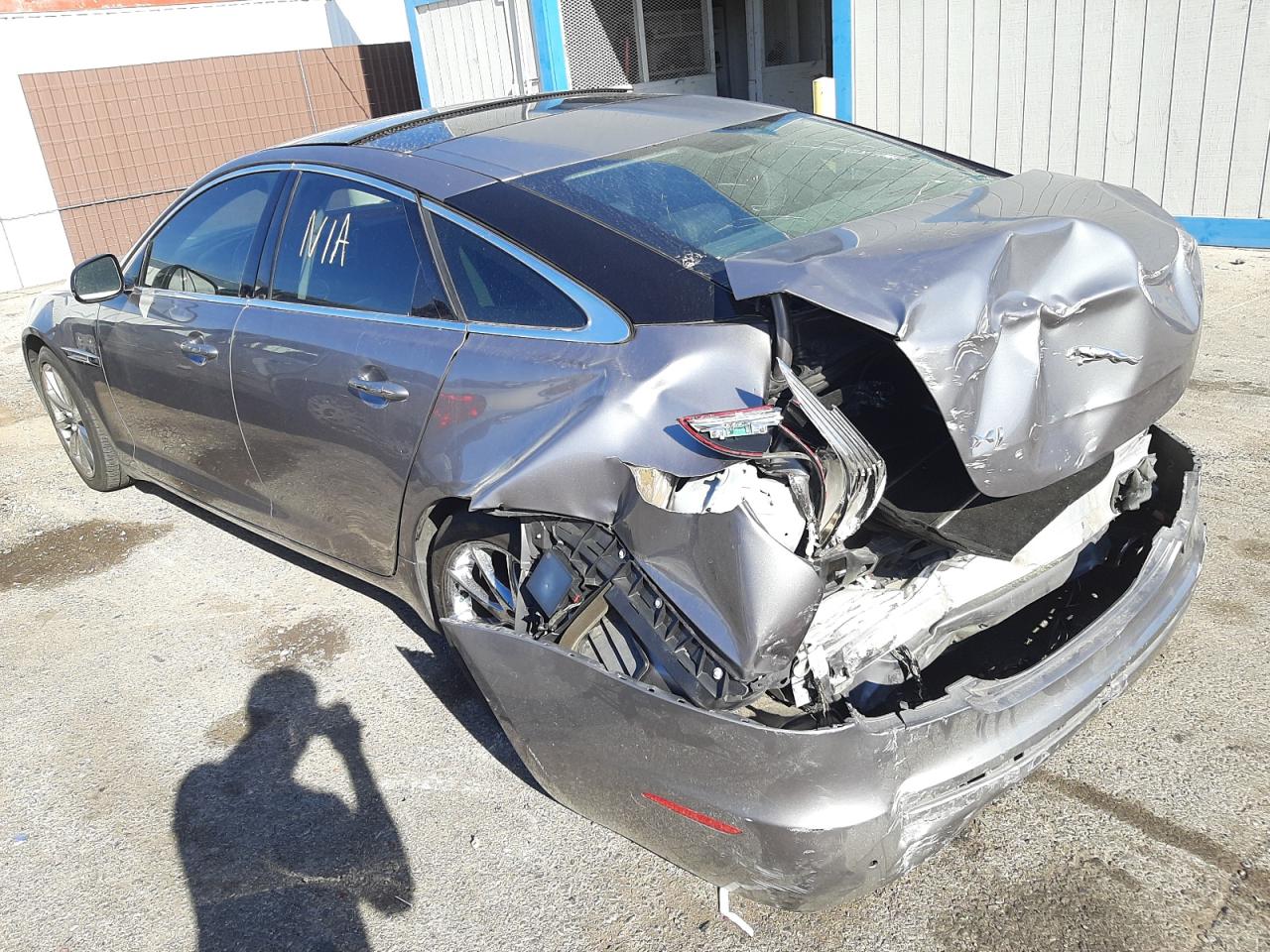 Photo 3 from auction – 2012 JAGUAR XJ with VIN SAJWA1CB5CLV28695
