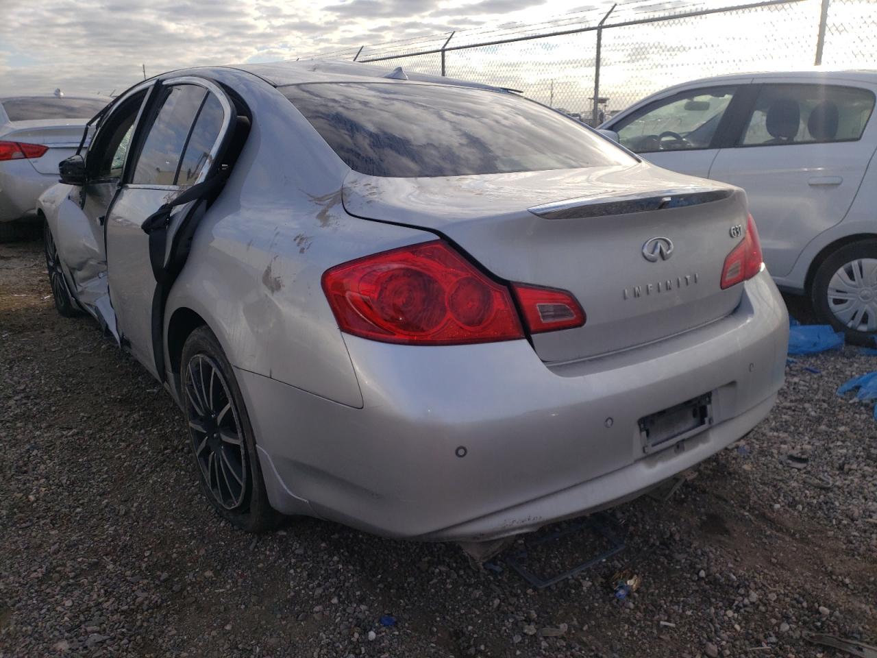 Photo 3 from auction – 2011 INFINITI G37 BASE with VIN JN1CV6AP9BM300308