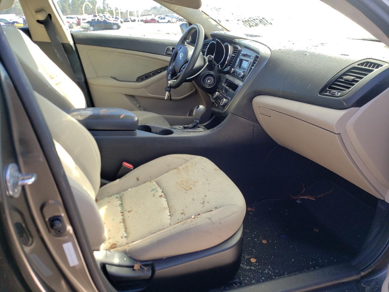 Photo 5 from auction – 2013 KIA OPTIMA LX with VIN 5XXGM4A74DG106722