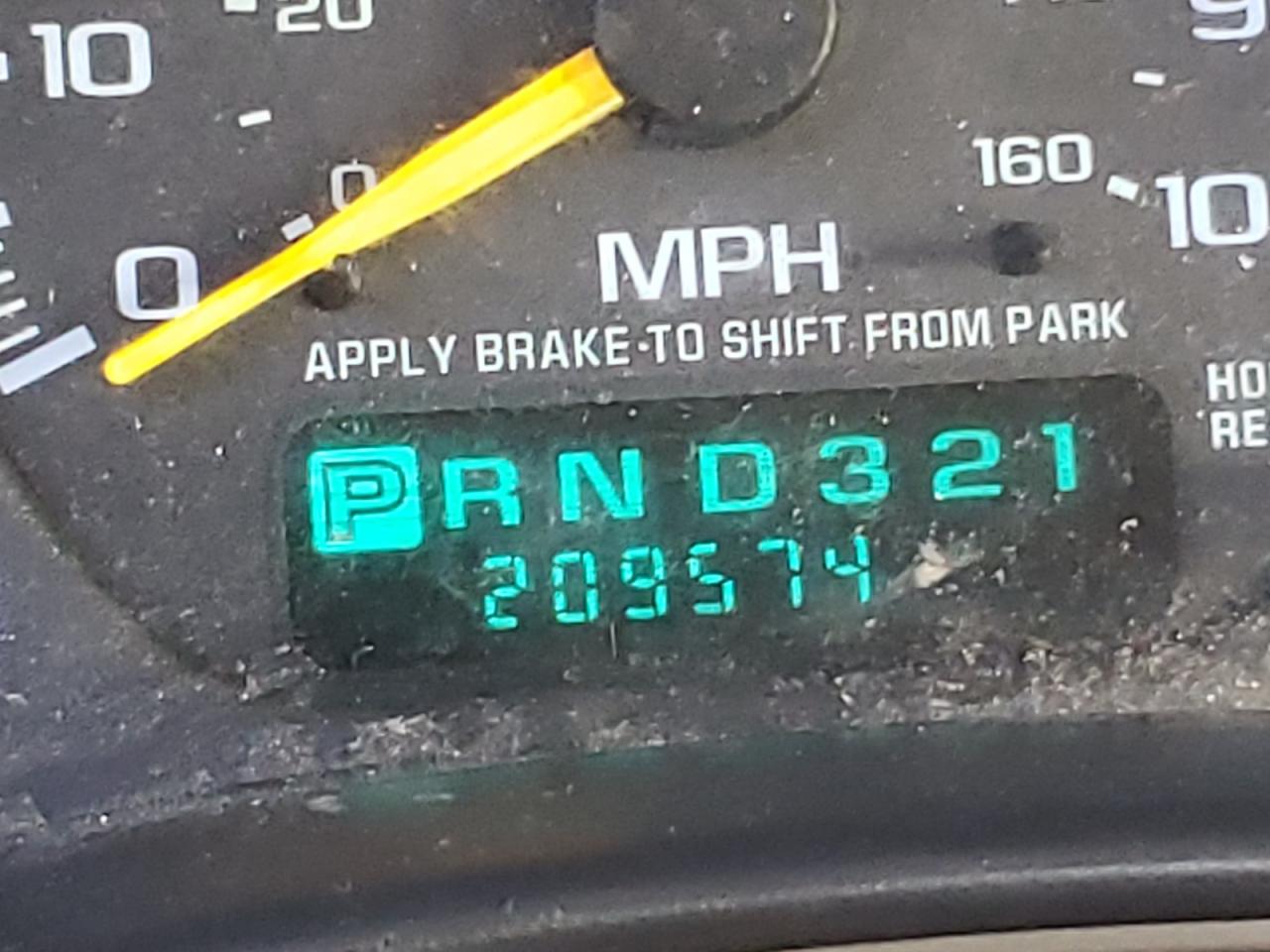 Photo 8 from auction – 2000 GMC NEW SIERRA with VIN 1GTFC29U4YZ108194
