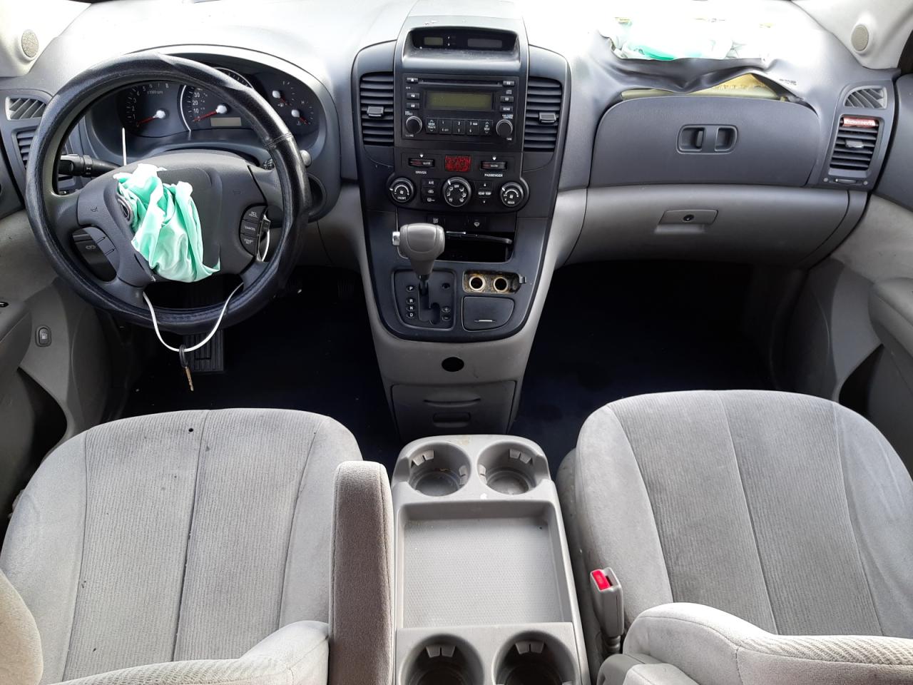 Photo 9 from auction – 2008 KIA SEDONA EX with VIN KNDMB233286263273
