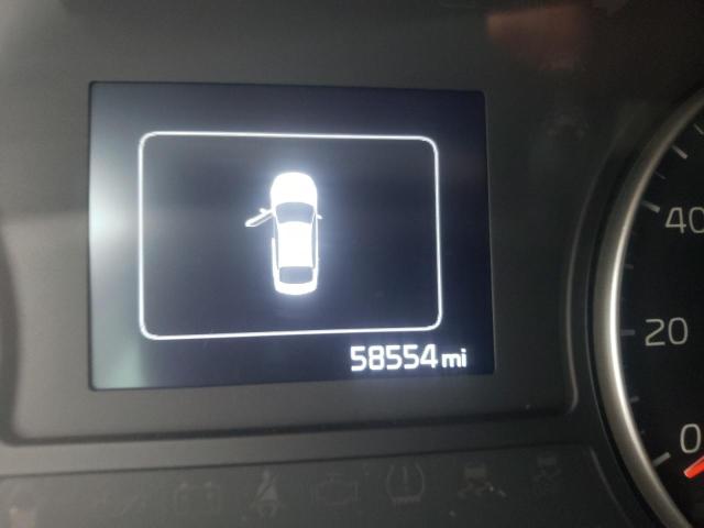 Photo 8 from auction – 2016 KIA OPTIMA EX with VIN 5XXGU4L39GG072842
