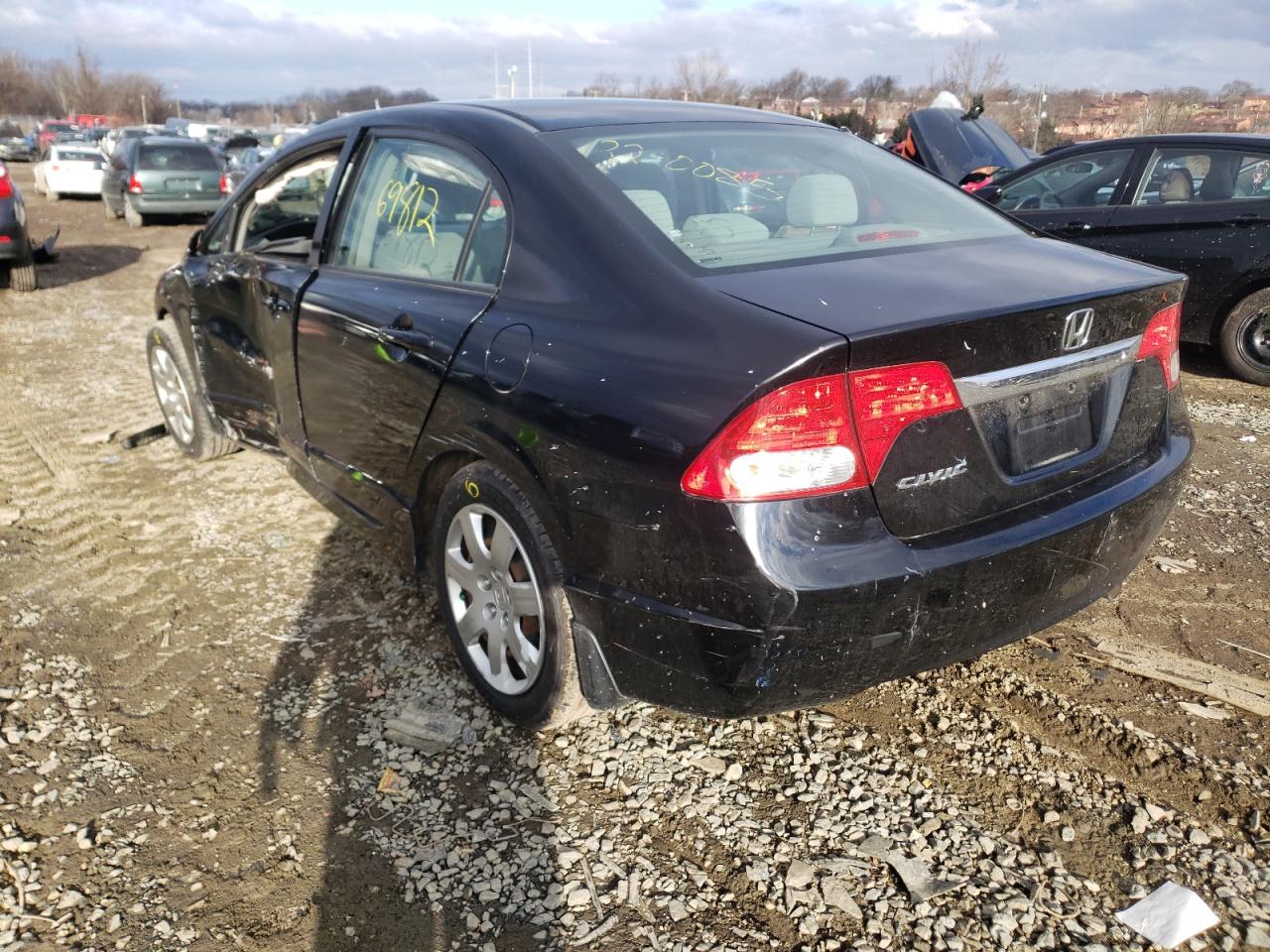 Photo 3 from auction – 2010 HONDA CIVIC LX with VIN 19XFA1F56AE016714