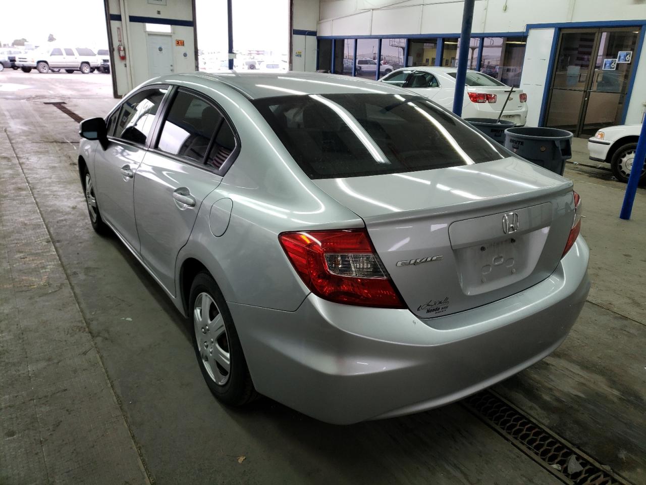 Photo 3 from auction – 2012 HONDA CIVIC LX with VIN 2HGFB2F54CH602484