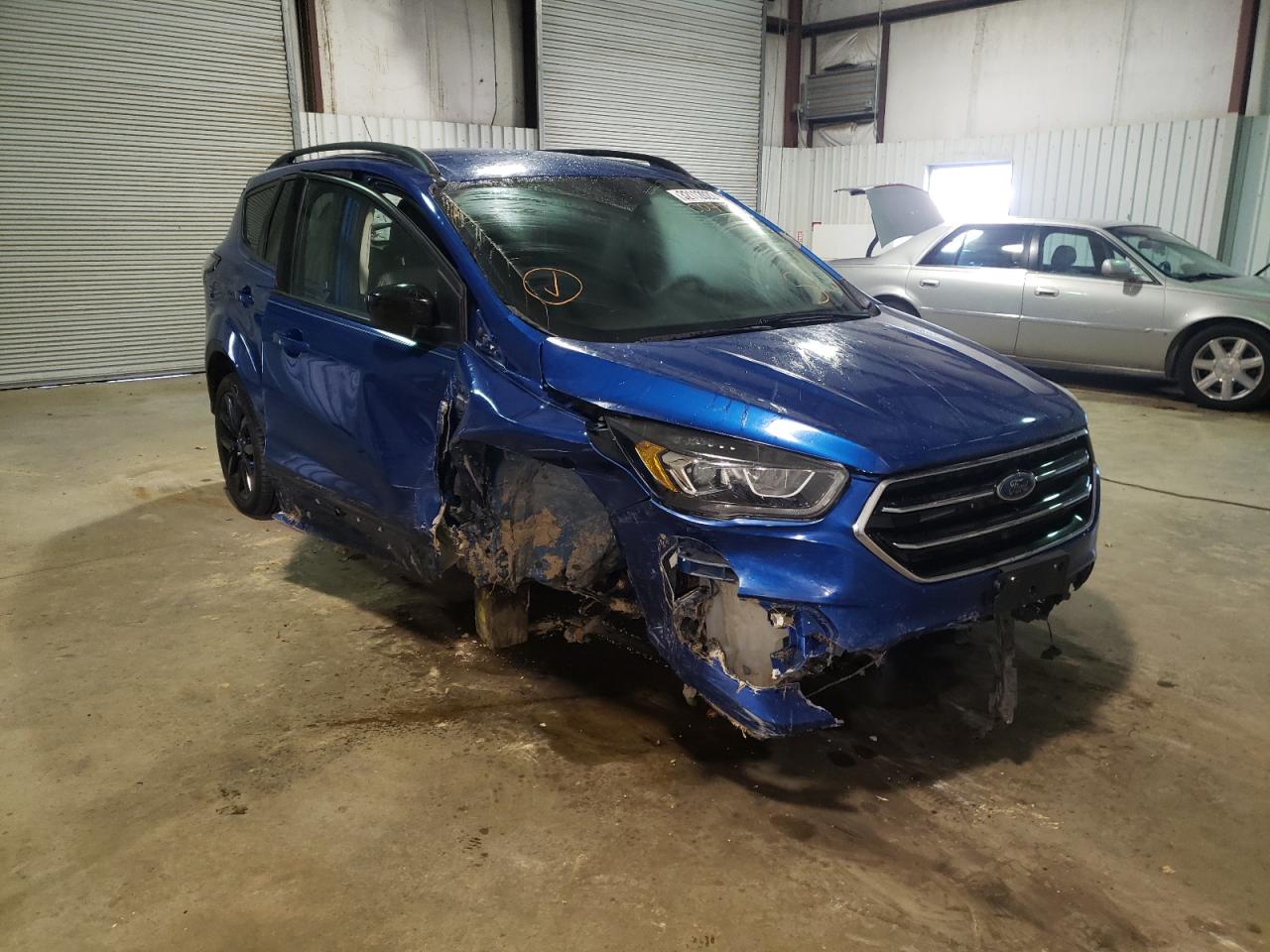 FORD ESCAPE SE 2017 with VIN 1FMCU0GD3HUC07119 - Photo from auction