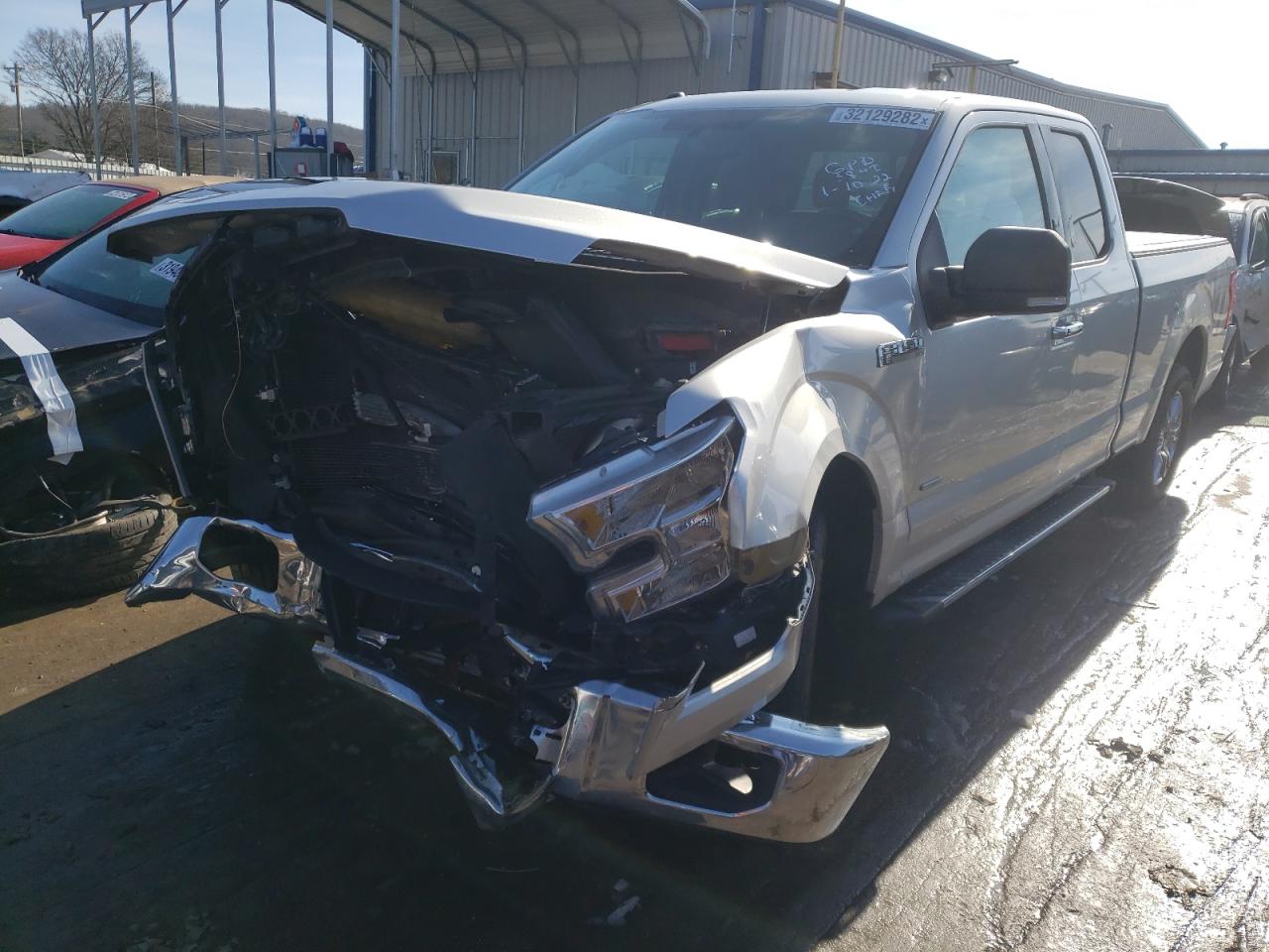 Photo 2 from auction – 2016 FORD F150 SUPER with VIN 1FTEX1CP8GKF93847