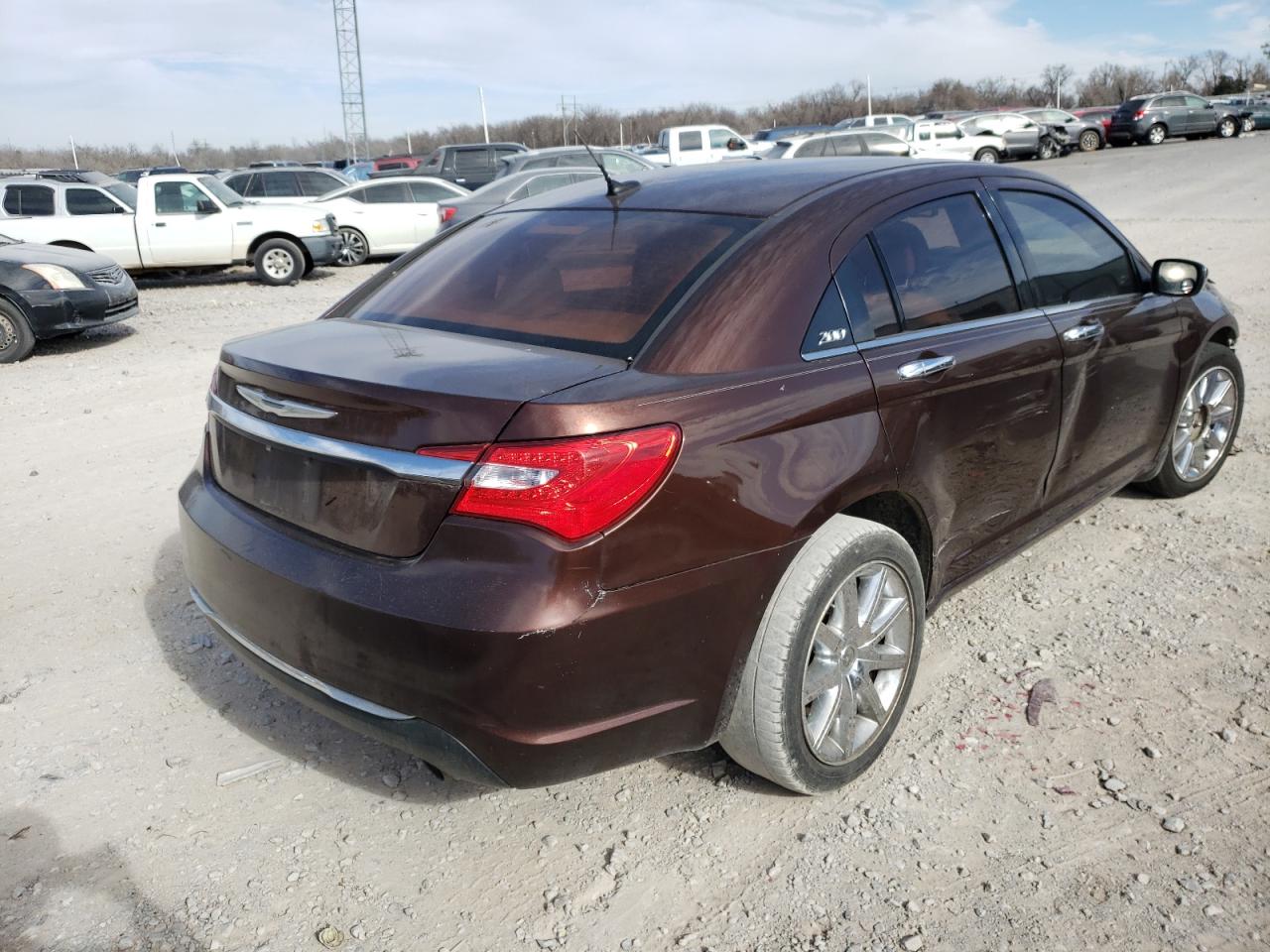 Photo 4 from auction – 2012 CHRYSLER 200 LIMITE with VIN 1C3CCBCG6CN227195