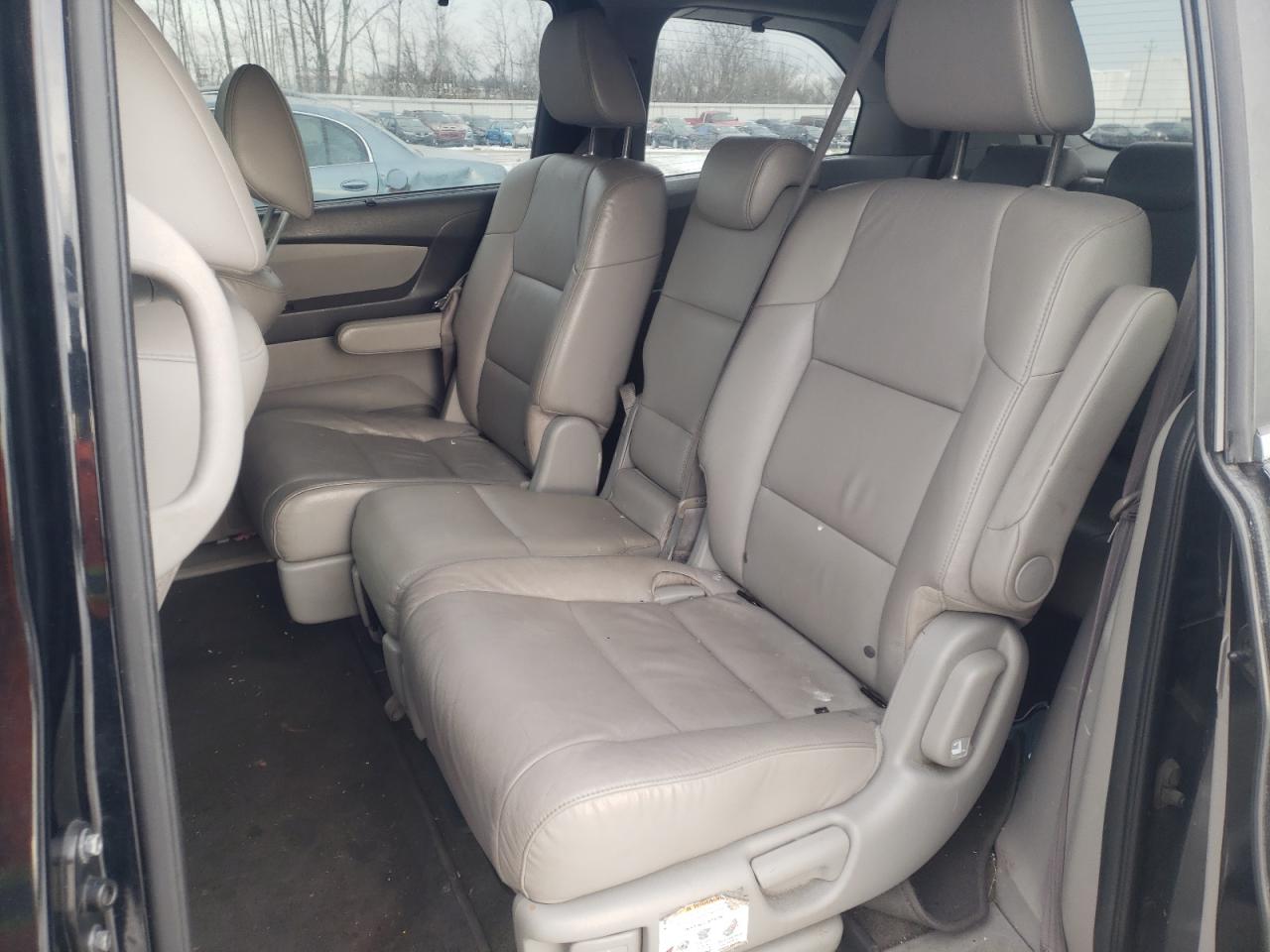 Photo 6 from auction – 2014 HONDA ODYSSEY EX with VIN 5FNRL5H68EB089393