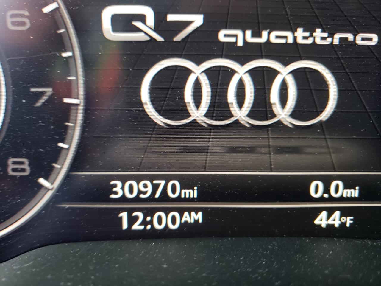 Photo 8 from auction – 2018 AUDI Q7 PRESTIG with VIN WA1VAAF75JD029091