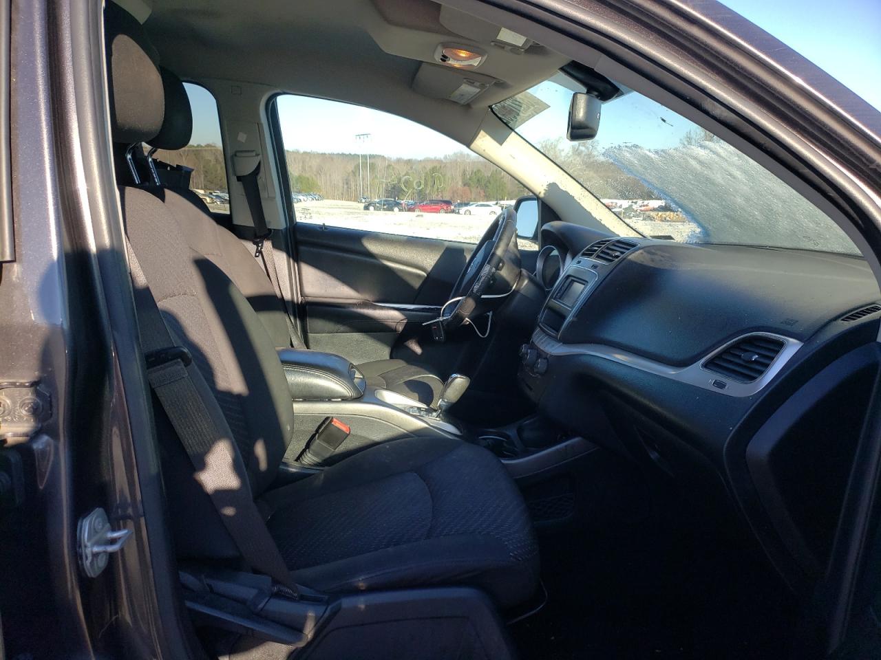 Photo 5 from auction – 2016 DODGE JOURNEY SE with VIN 3C4PDCAB5GT158299
