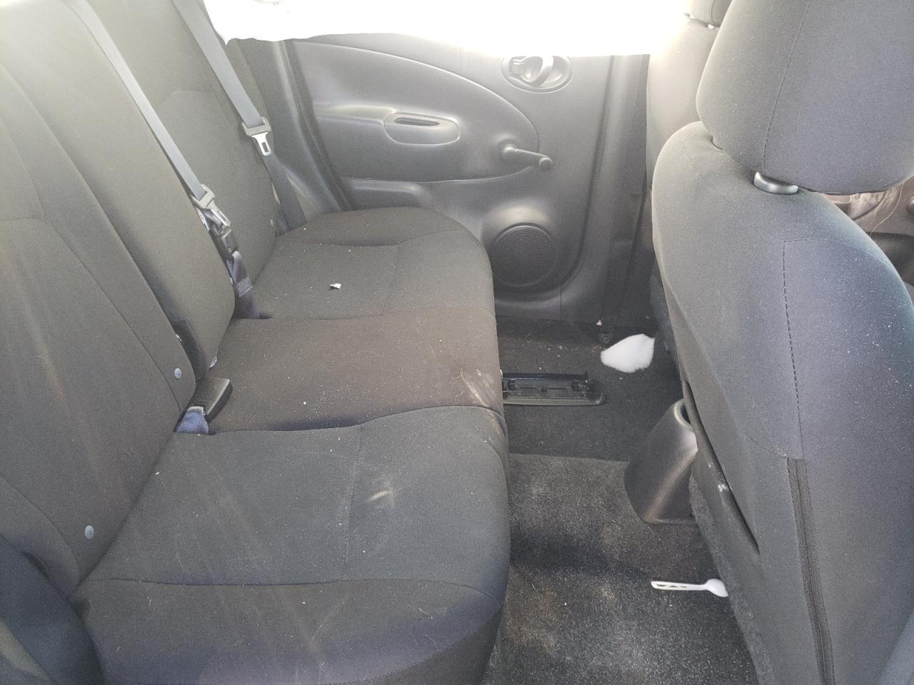 Photo 6 from auction – 2015 NISSAN VERSA NOTE with VIN 3N1CE2CP8FL358903