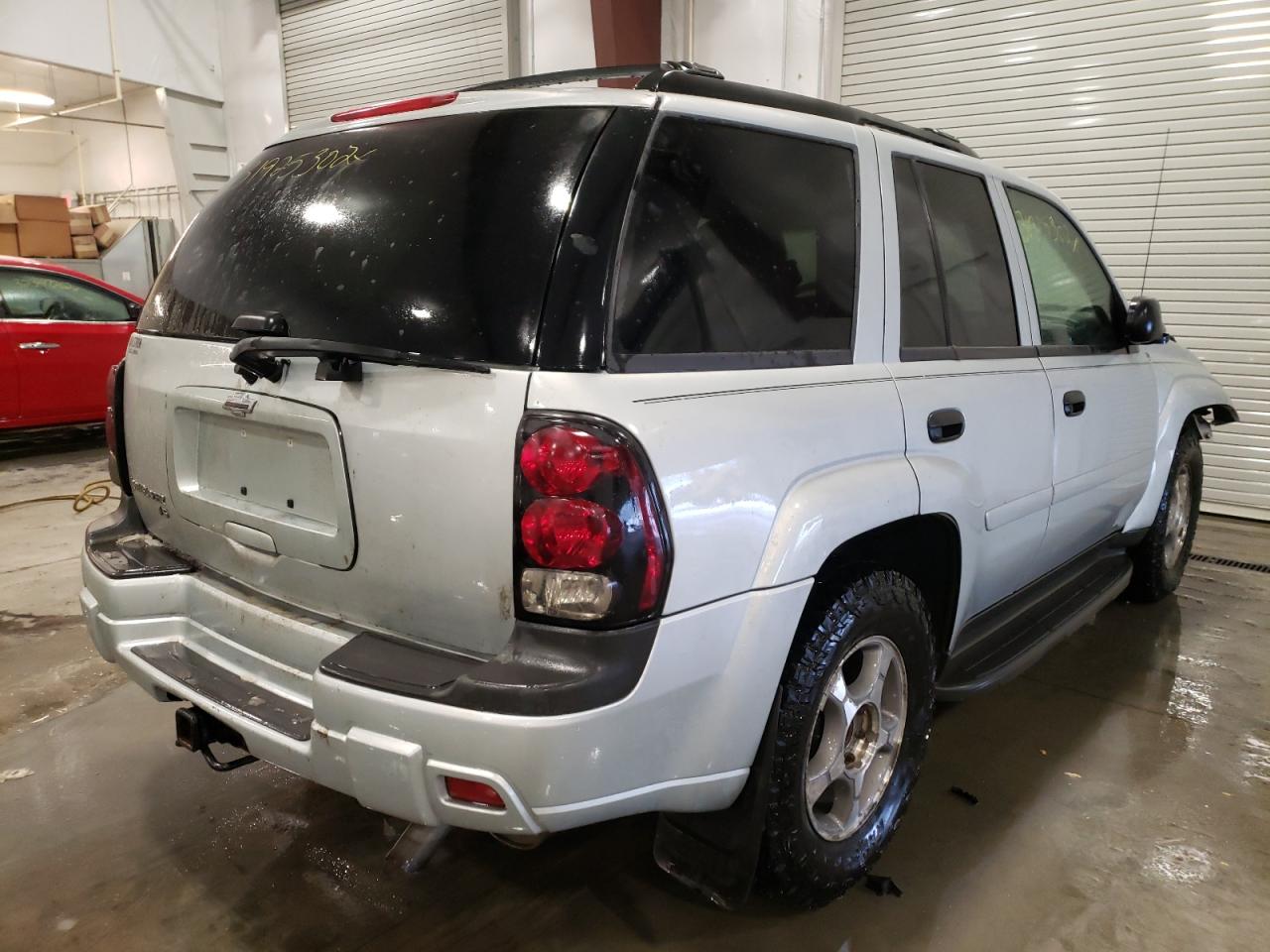 Photo 4 from auction – 2007 CHEVROLET TRAILBLAZE with VIN 1GNDT13SX72282570