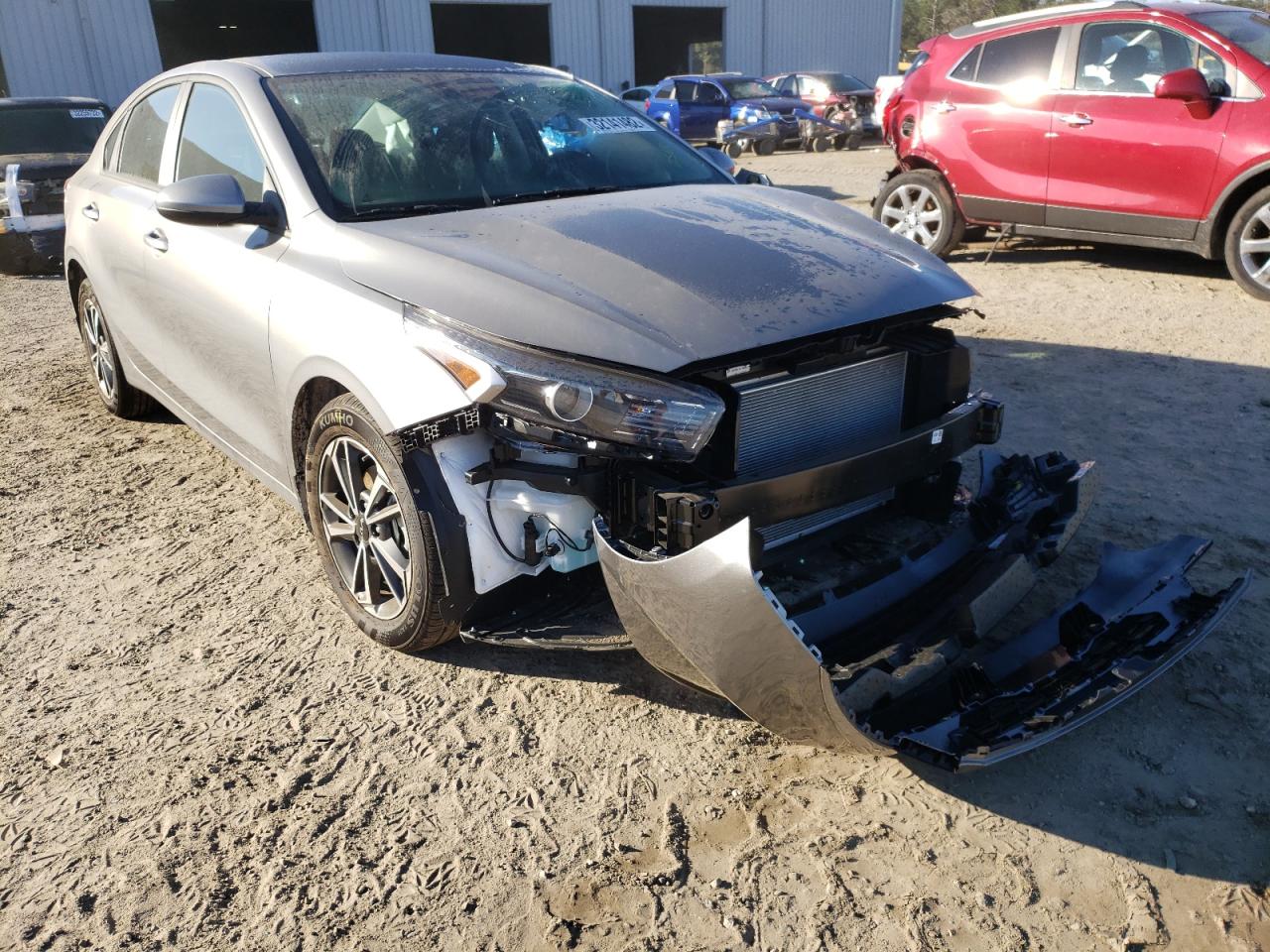 KIA FORTE FE 2022 with VIN 3KPF24AD1NE430597 - Photo from auction