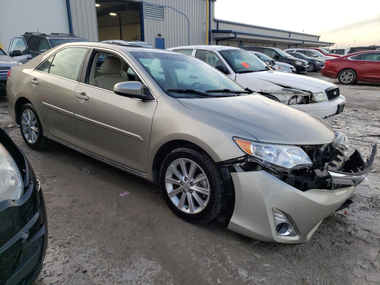 TOYOTA CAMRY L 2014 with VIN 4T4BF1FK4ER377261 - Photo from auction
