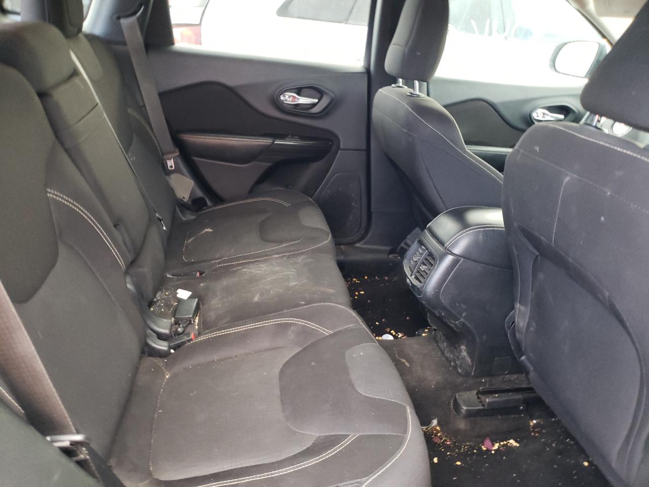 Photo 6 from auction – 2015 JEEP CHEROKEE L with VIN 1C4PJLCS3FW542130