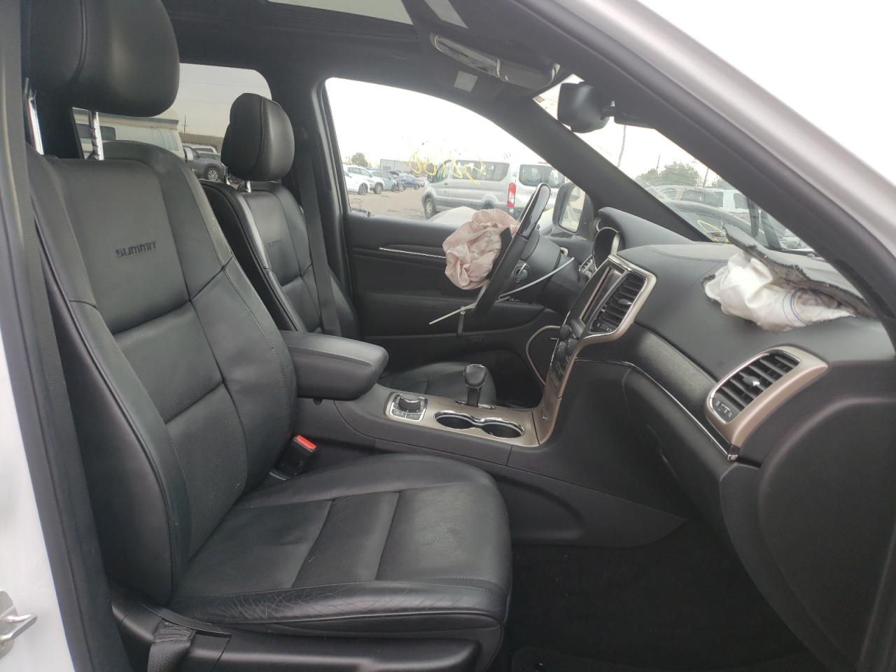 Photo 5 from auction – 2015 JEEP GRAND CHER with VIN 1C4RJFJT0FC691828
