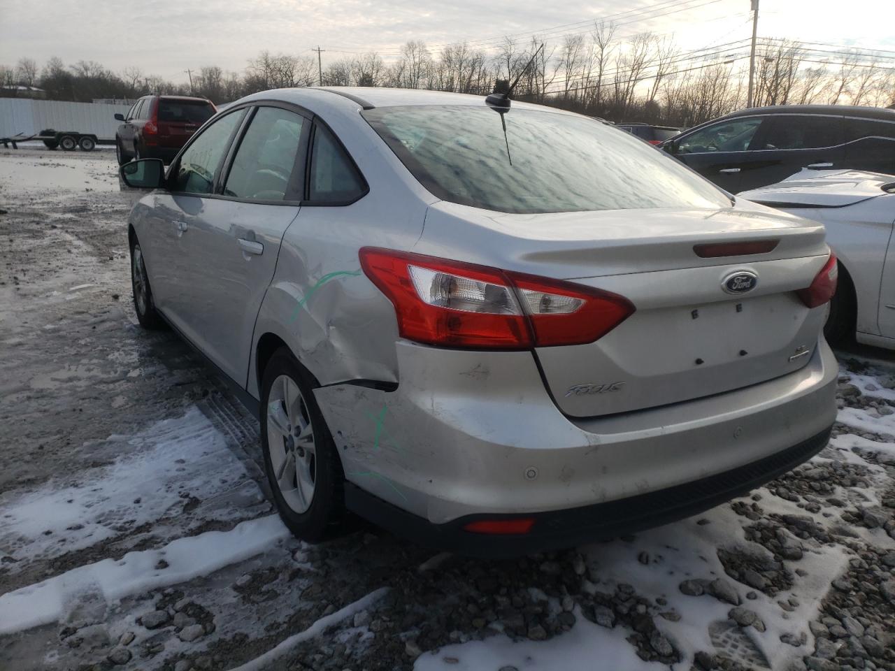 Photo 3 from auction – 2014 FORD FOCUS SE with VIN 1FADP3F27EL411687