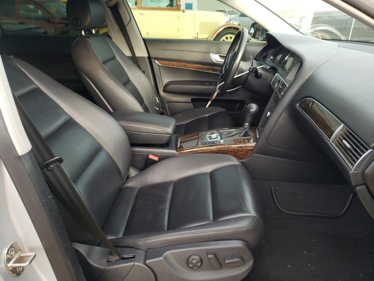 Photo 5 from auction – 2006 AUDI A6 S-LINE with VIN WAUBH74F36N123955