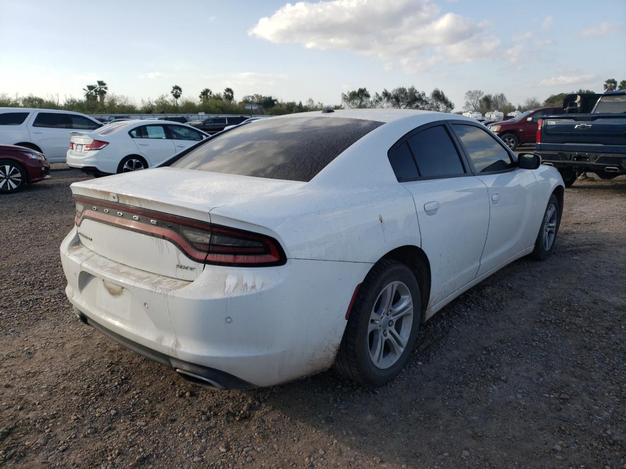 Photo 4 from auction – 2018 DODGE CHARGER SX with VIN 2C3CDXBG5JH129325
