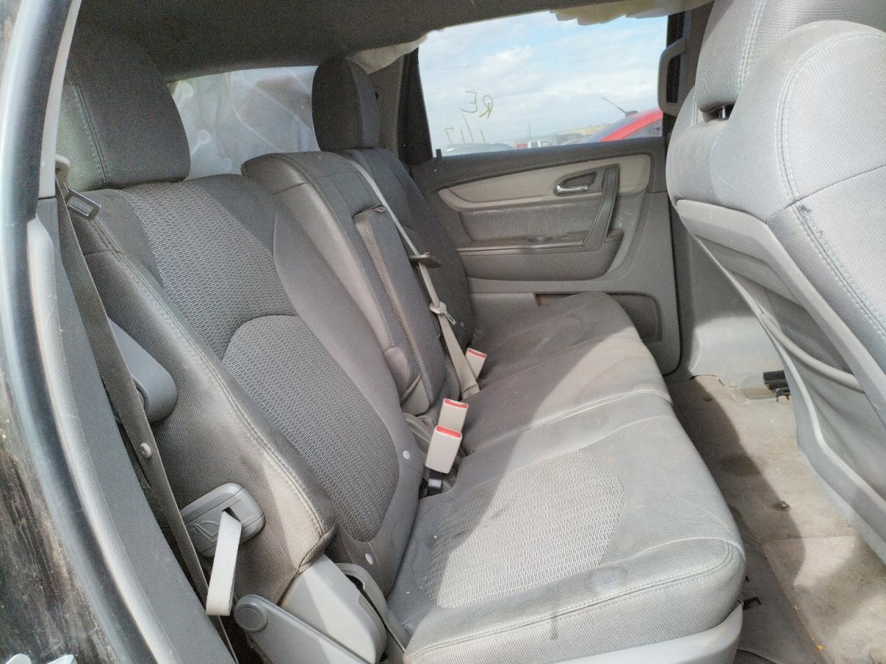 Photo 6 from auction – 2016 CHEVROLET TRAVERSE L with VIN 1GNKRFED6GJ264039