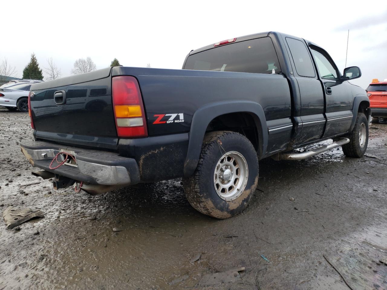 Photo 4 from auction – 2000 CHEVROLET SILVERADO with VIN 1GCEK19T9YE386791
