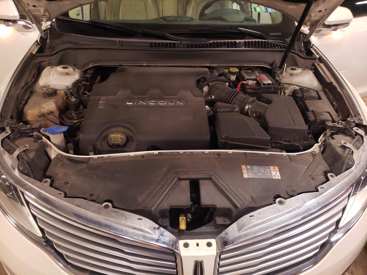 Photo 7 from auction – 2013 LINCOLN MKZ with VIN 3LN6L2GK1DR825387